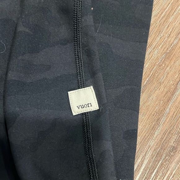 Vuori • Daily Leggings camo black - Picture 6 of 7